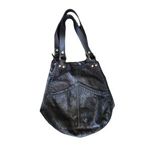 Lucky Brand 100% Lamb Leather Purse with a Beautiful Floral Pattern Inside